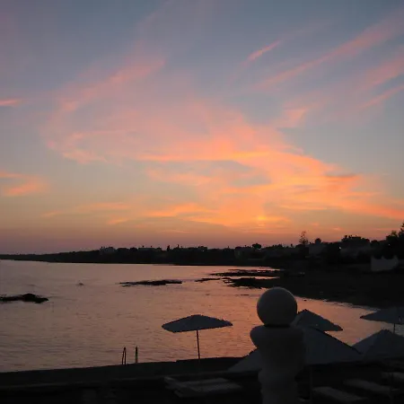 Topset 3* Agios Georgios (Kyrenia)