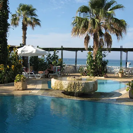 Topset 3* Agios Georgios (Kyrenia)