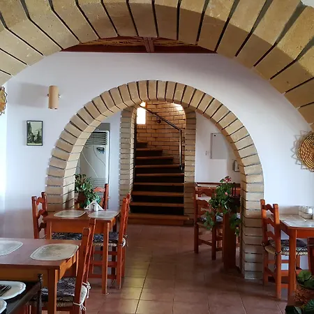 Topset فندق Agios Georgios (Kyrenia)