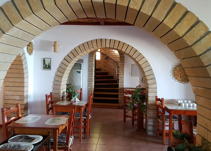 Topset Hotel Agios Georgios (Kyrenia)